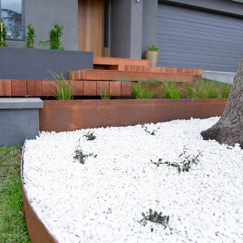 Crushed Snow White 20-25mm Landscaping Pebbles