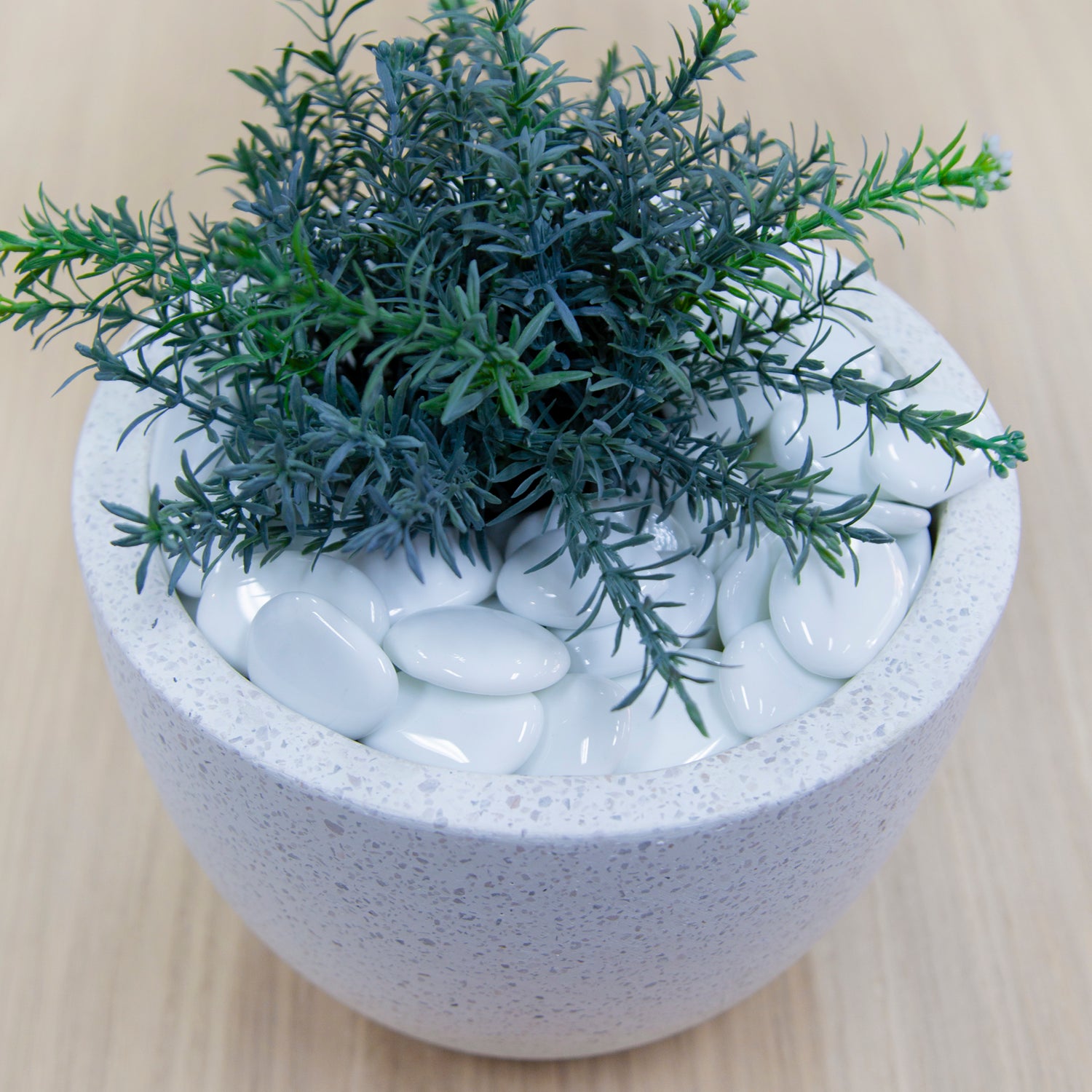 Aztec White 45-50mm Decorative Pebbles