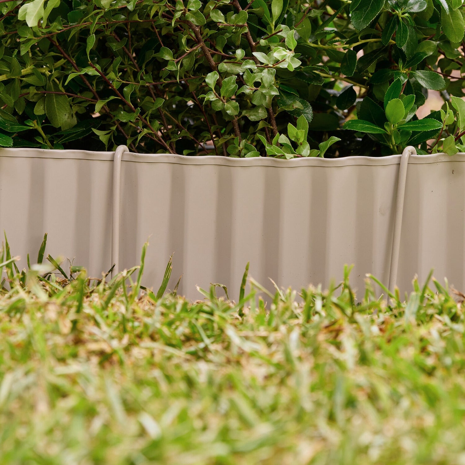 Dune Corrugated Metal Edging