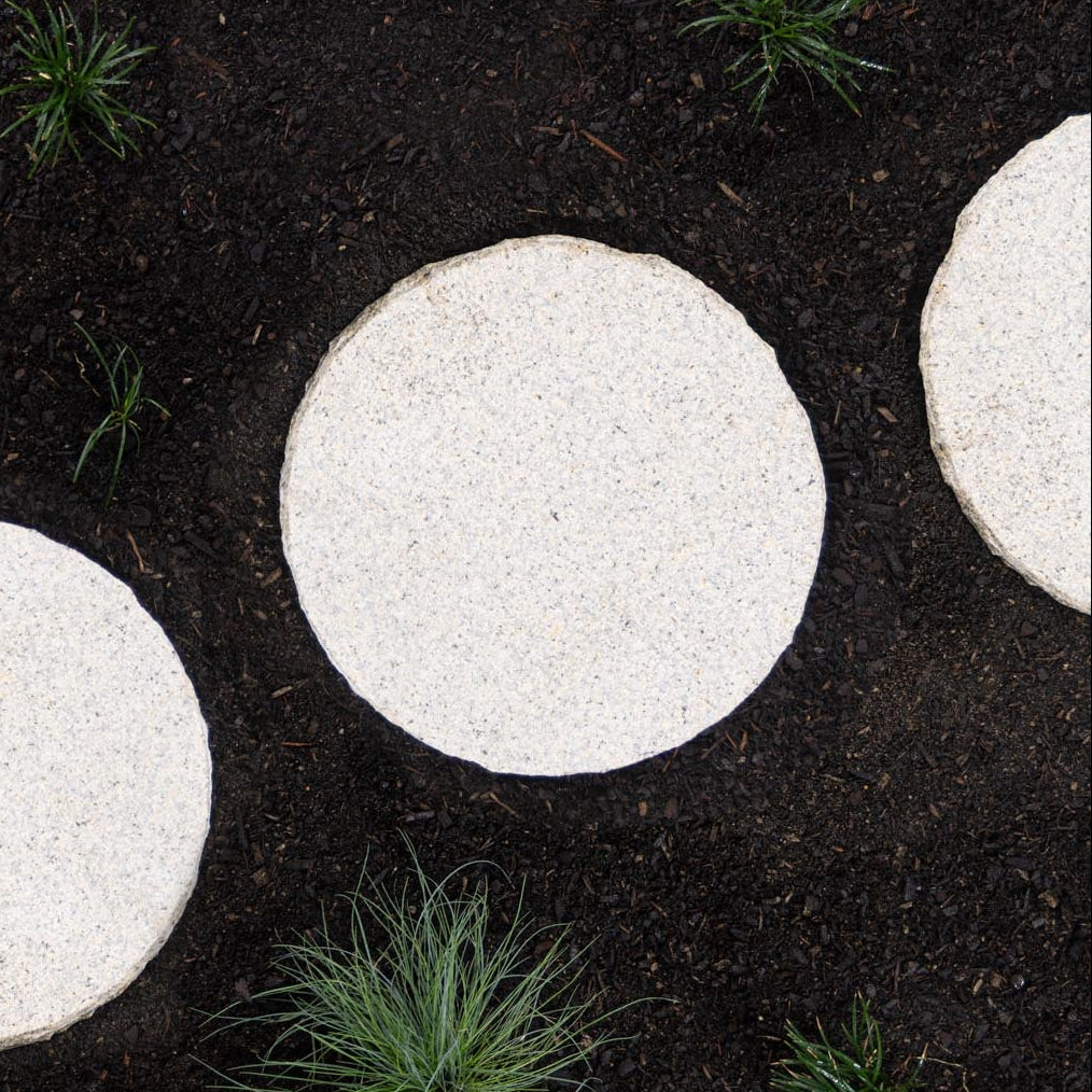 Sandy Biege Granite Round Stepping Stone