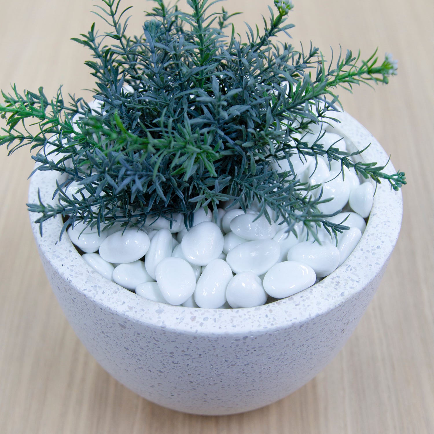 Moroccan White 30-35mm Decorative Pebbles