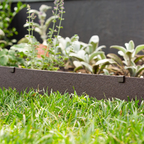 Earth Edging Pegs 250mm 10pk