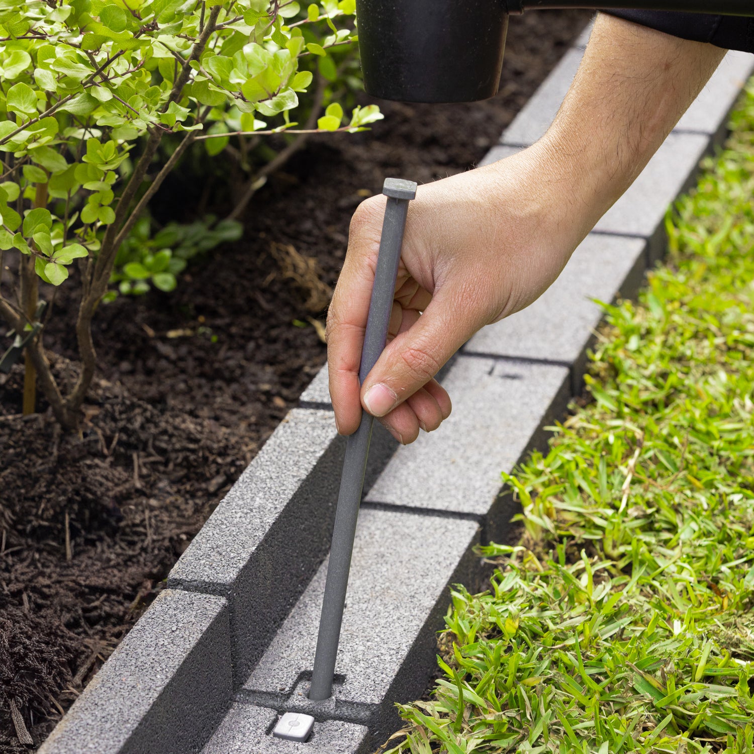 Lipped Border Rubber Garden Edging