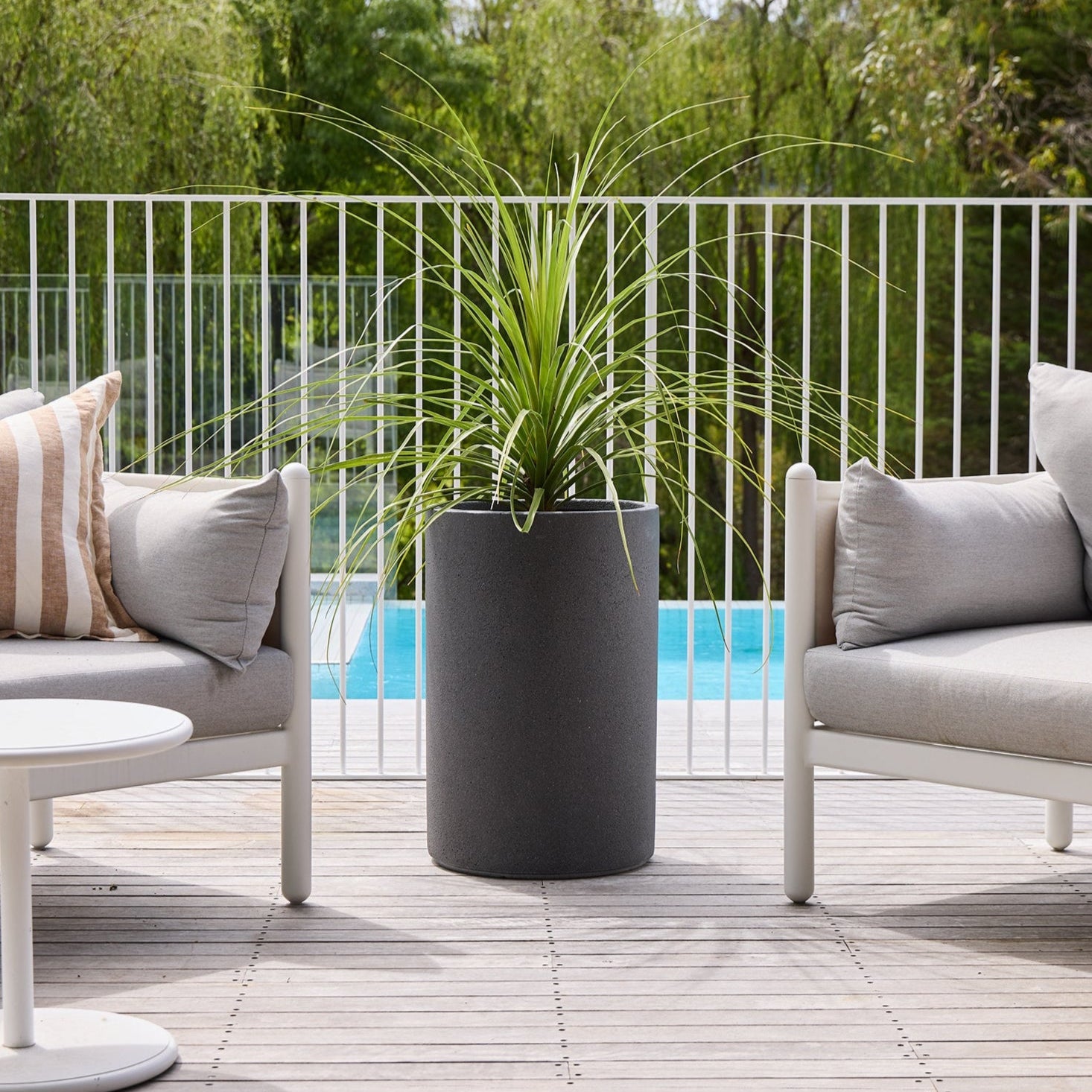 Harper Cylinder in Grey
