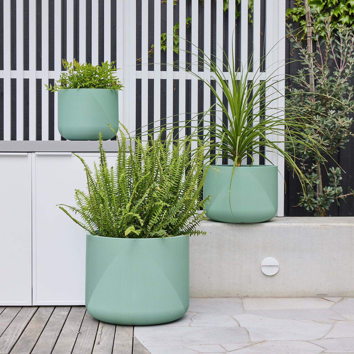 Gavin Planter in Mint