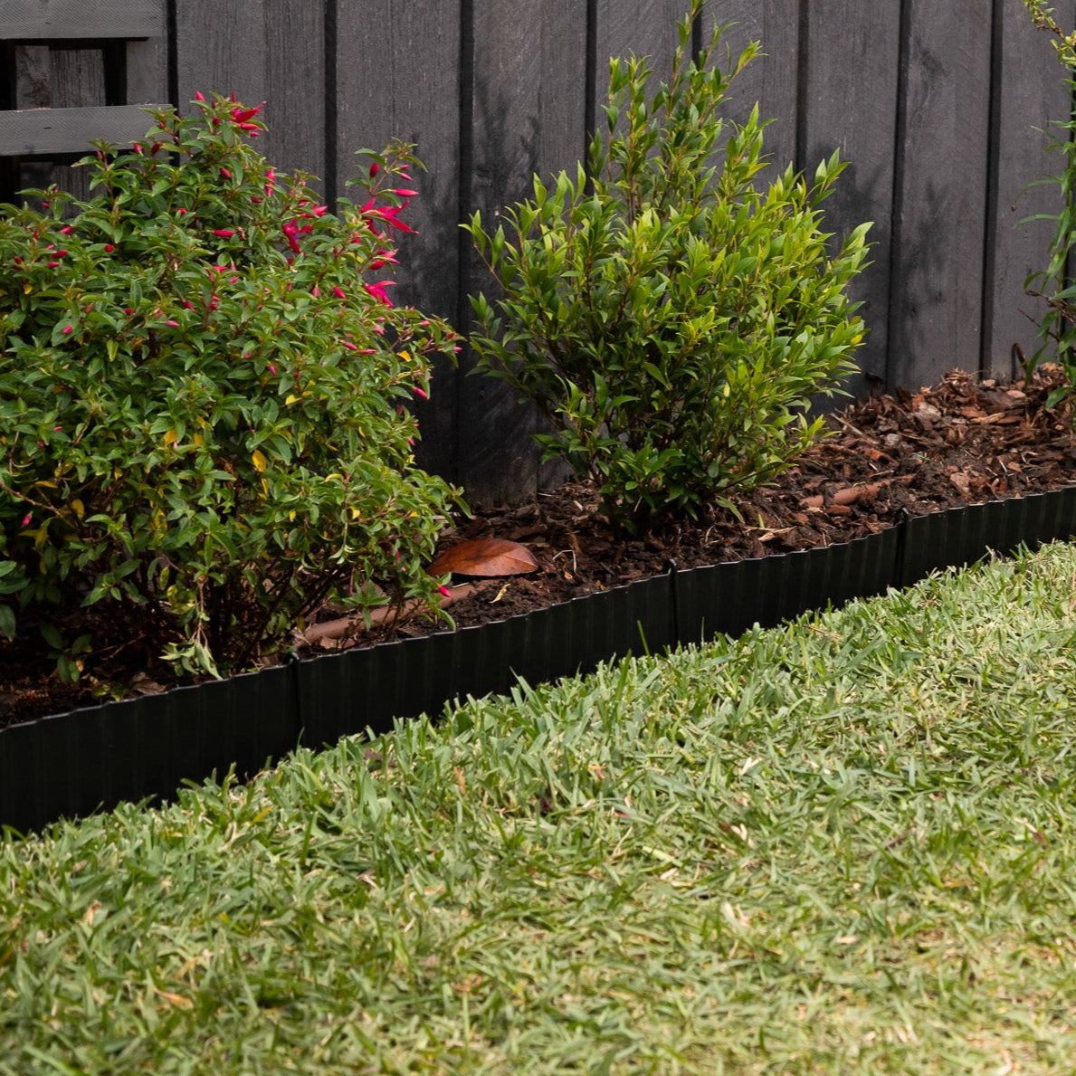 Black Corrugated Metal Edging