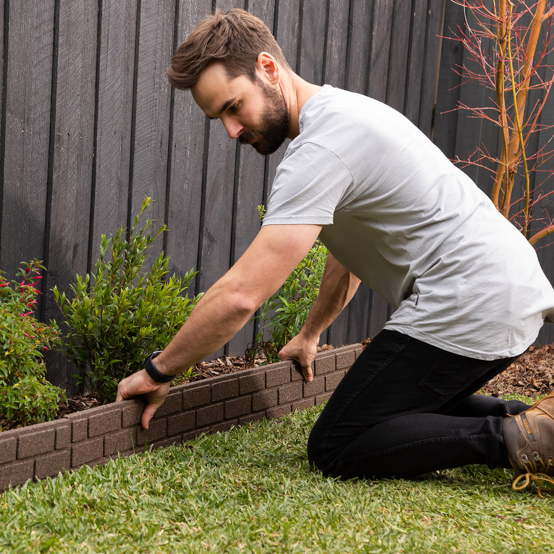 How to install Tuscan Path Bricks Eco-Edging and Stones Eco-Edging