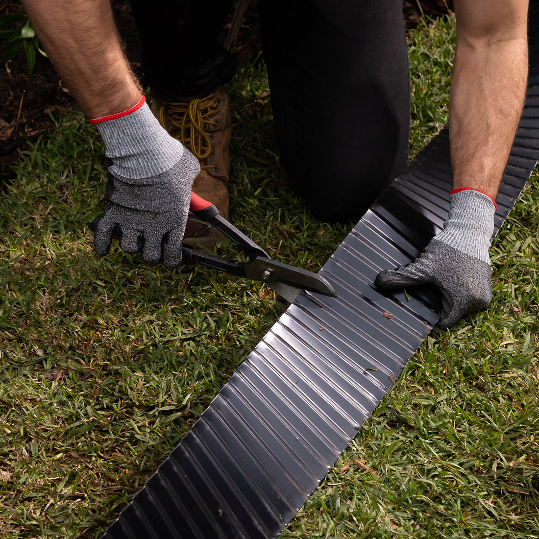 How to install Tuscan Path Metal Garden Edging